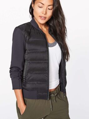 Lululemon Down & Around Bomber (Reversible) Black size 6